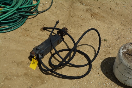 John Deere Hyd. cylinder