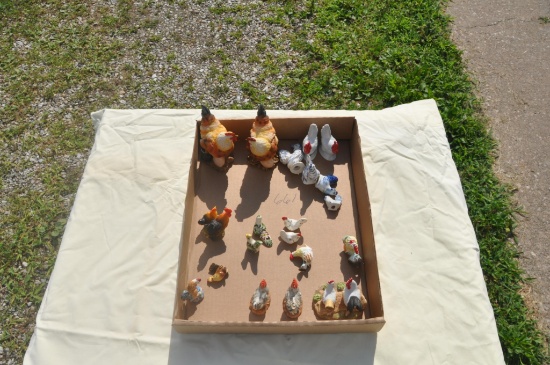 Various bird figurines