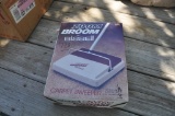 Zoom Broom by Bissell Carpet Sweeper, New in Box