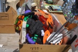 Lot Box of Misc. Halloween D?cor