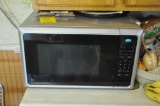 like new GE microwave very nice