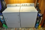 GE matching washer and dryer like new