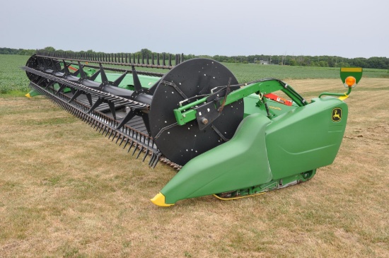 2016 JD 635FD 35' flex draper head