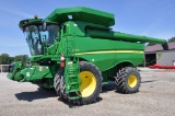 2013 JD S670 4wd combine