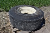 425/65R22.5 tire on 8-bolt wheel