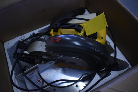 Dewalt 10" compound miter saw