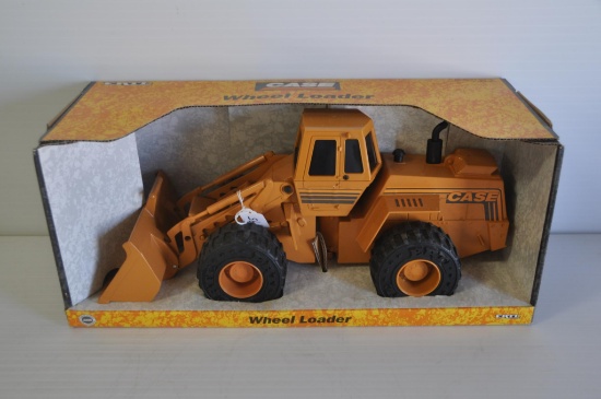 Ertl 1/16 Scale Case Wheel Loader