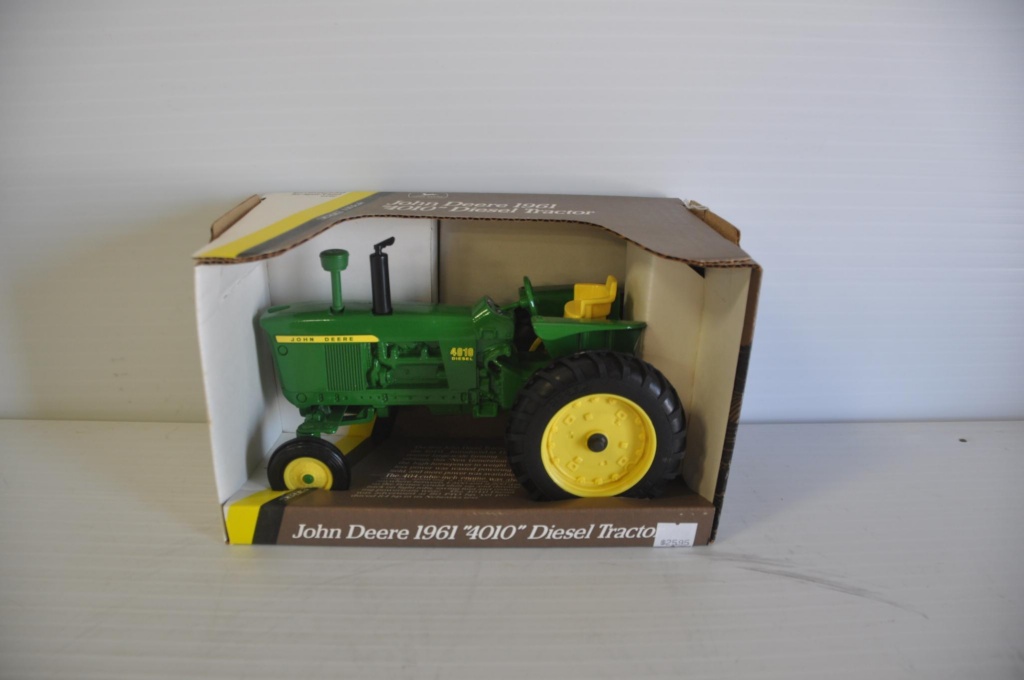 john deere 4010 toy tractor
