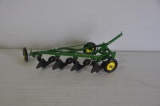 ERTL 1/16 John Deere 4 bottom plow