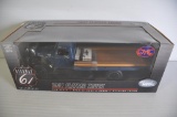 Die Cast Promotions 1/16th Scale GM Flatbed truck 1941, Highway 61 Collectible