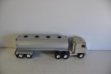 ERTL International toy Semi with tanker