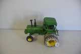 ERTL 1/16 John Deere 4640 toy tractor