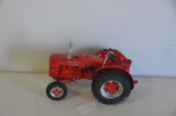 1/16 McCormick W4 tractor, 1997 Rushmore red power, loose wheel