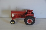 Custom 1/16 Farmall 806 tractor