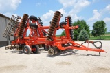 2012 Kuhn-Krause 8000 30' Excelerator vertical tillage tool