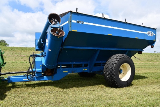 Kinze 850 grain cart