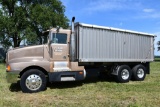 1987 Kenworth T600 grain truck