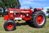 1969 International Farmall 756 2wd tractor