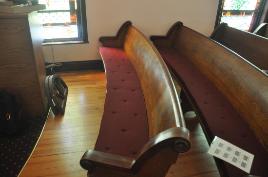 10' Curved Oak Church Pew