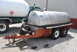 1,100 gal. SS tender trailer