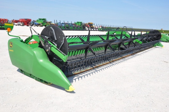2018 John Deere 640FD 40' flex draper head