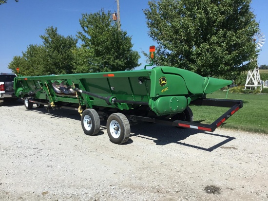 2017 John Deere 612C 12 row 30" corn head