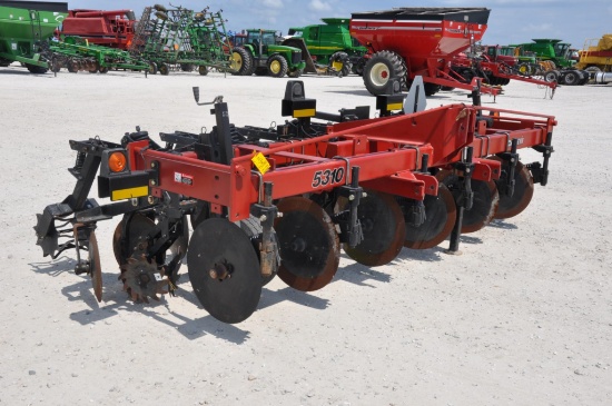 Case-IH 5310 3-pt. 6 row 30" strip-till bar