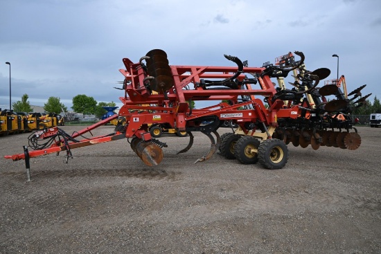Kuhn Krause 4850-18 11-shank disc-ripper