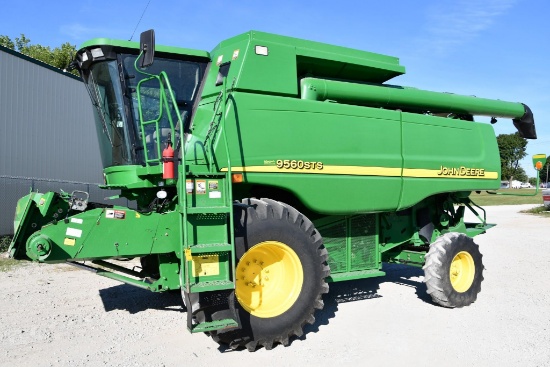 2005 John Deere 9560 STS combine