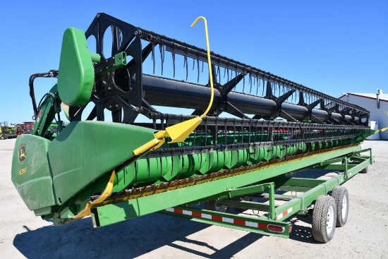 2011 John Deere 635F 35' HydraFlex platform