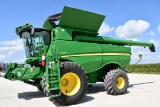 2013 John Deere S690 4wd combine