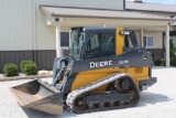 2016 John Deere 323E skid steer