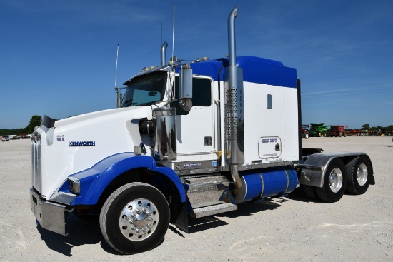 2000 Kenworth T800 semi