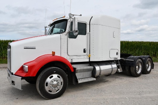 2005 Kenworth T800 semi