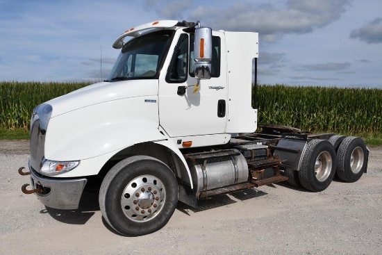 2010 International 8600 day cab semi