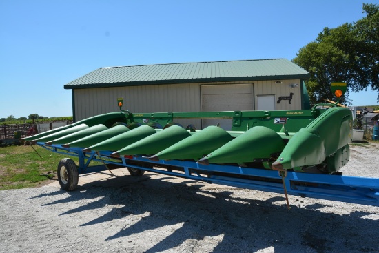 2015 John Deere 608C "StalkMaster" 8R30" chopping corn head