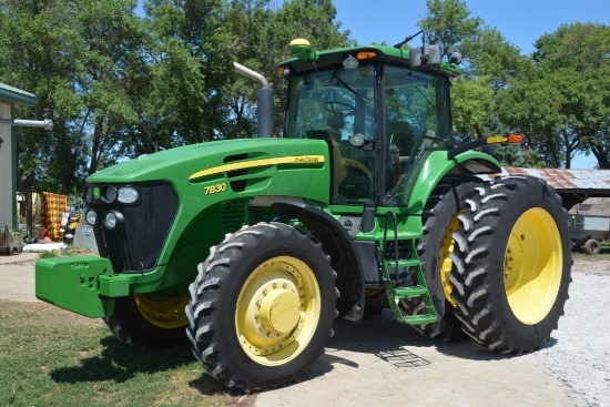 2009 John Deere 7830 MFWD tractor