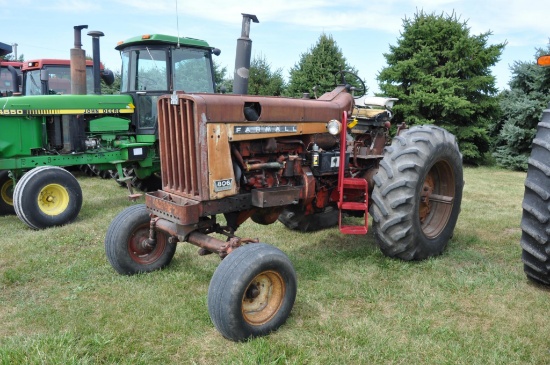 1964 Farmall 806 2wd tractor