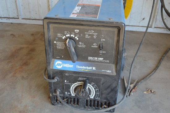 Miller Thunderbolt XL 150/250 stick welder & leads