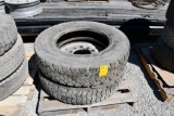 (2) 11R24.5 tires and (1) aluminum wheel