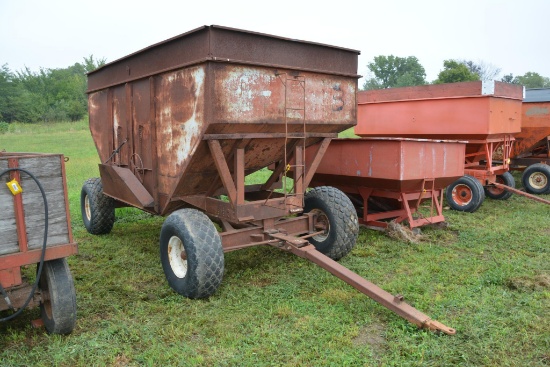 350 bu. gravity wagon