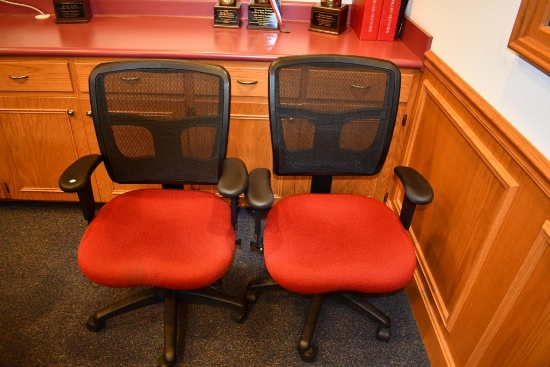 (2) office chairs