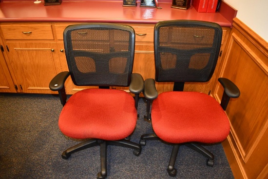 (2) office chairs