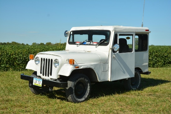 1983 AM General postal truck