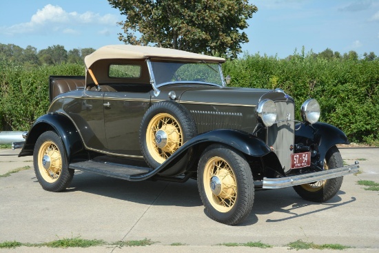 1932 Ford Deluxe Roadster