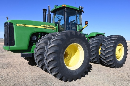 2005 John Deere 9320 4WD tractor