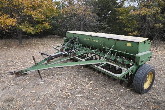 John Deere DFB 11' single disc grain drill