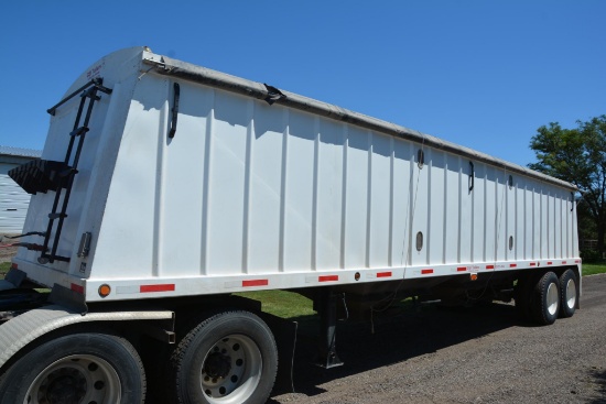 2010 GSI 36' steel hopper bottom grain trailer