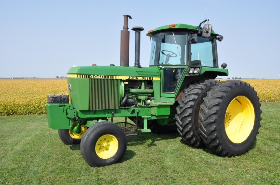 1978 John Deere 4440 2wd tractor