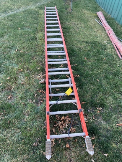32' fiberglass extension ladder
